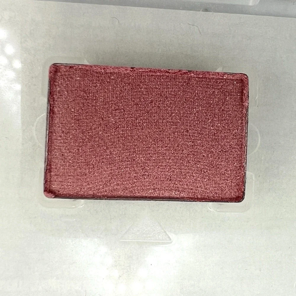 Mary Kay‎ Mineral Eye Shadow Singles - Precious Pink - Picture 2 of 2